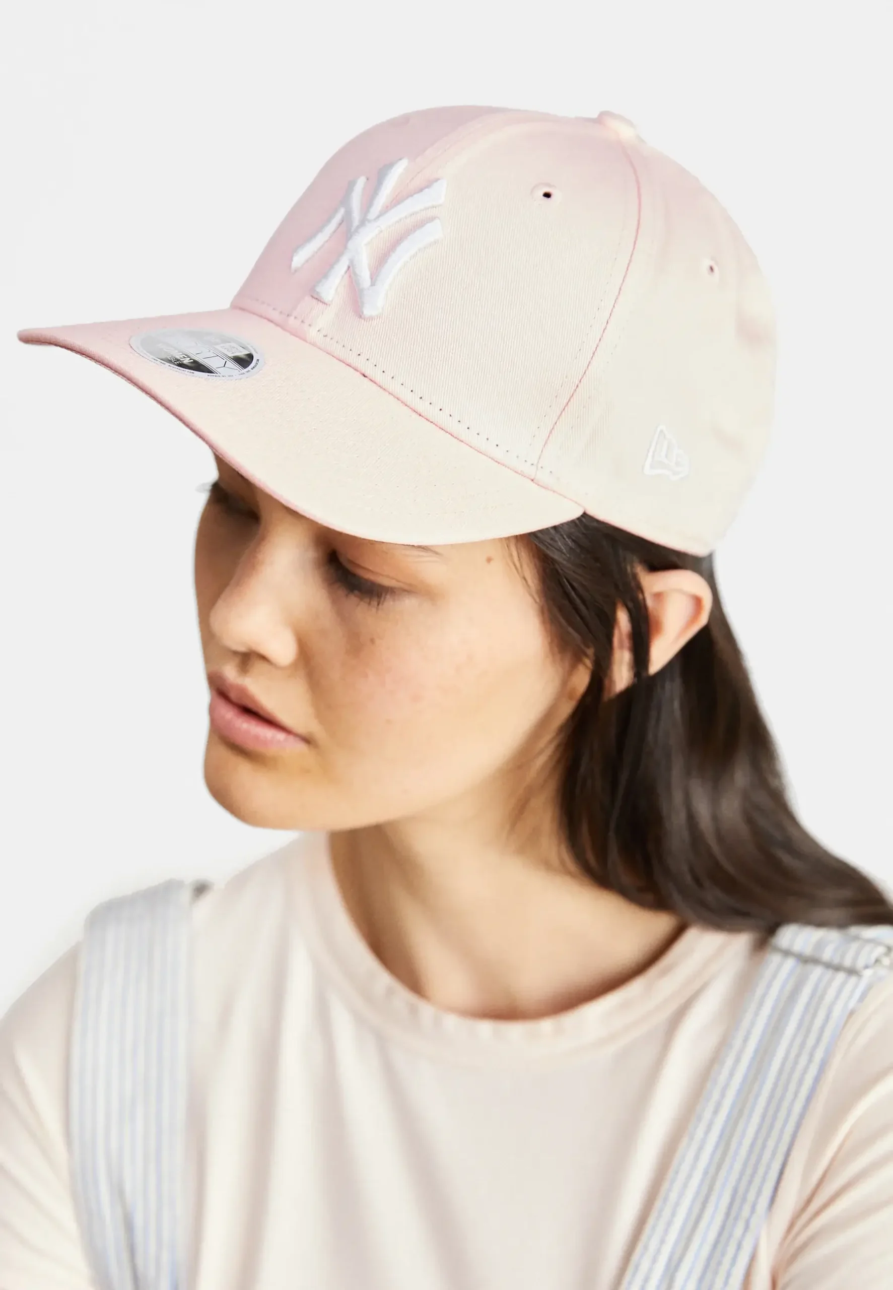 New Era Discounts and Cashback